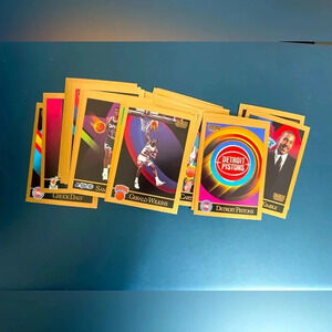 Lot of 30 1990 SkyBox NBA Trading Cards Inserts, Rookies, Hall of Famers, more​